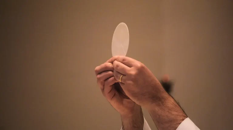 sonhar com hóstia
